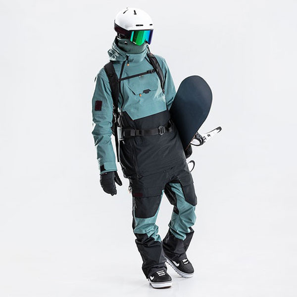 Custom-ski-wear-(4).jpg