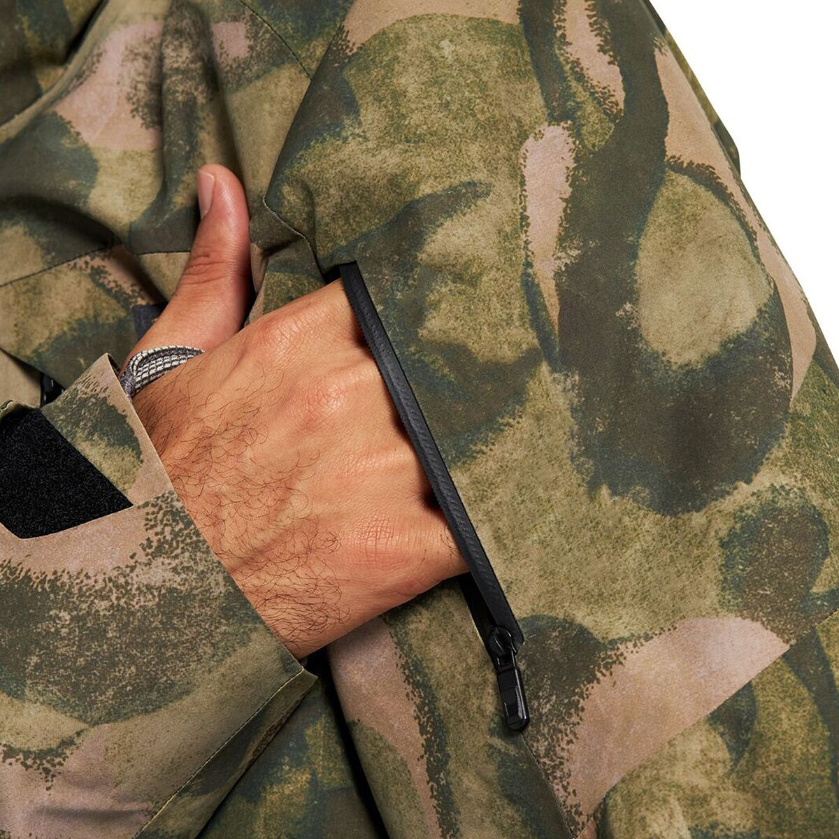 Camouflage ski suits (4).jpg