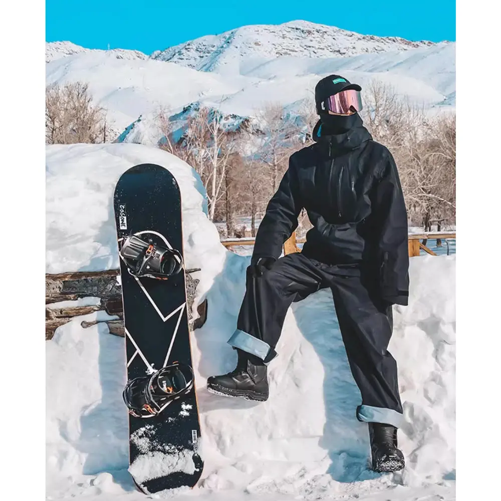 Stylish-ski-wear-(1)