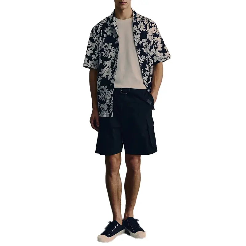 Cargo Shorts 5.jpg