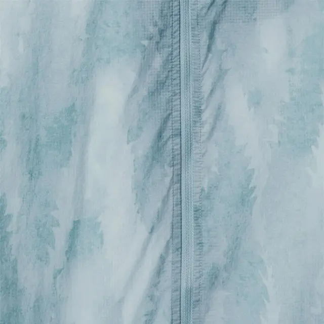 Camouflage light windbreaker (5).jpg